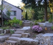 Retaining_Slope(rockerystone-steps)